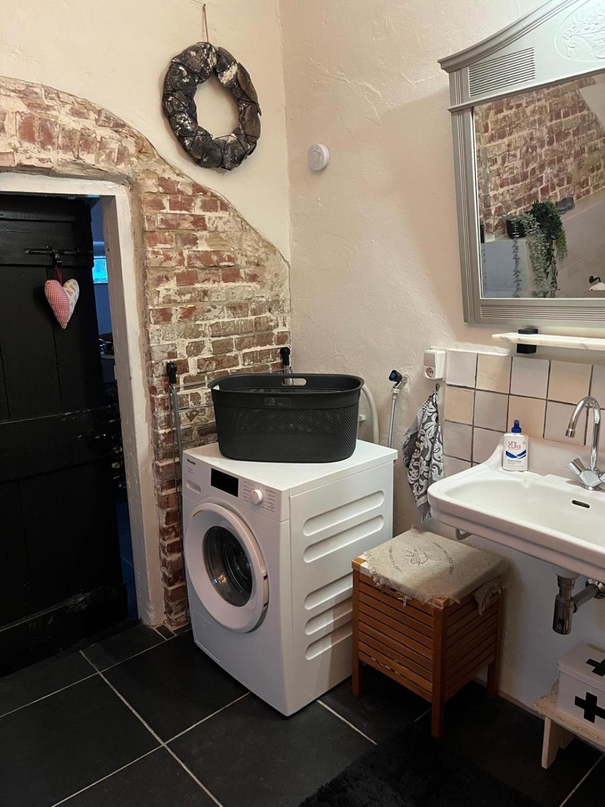 Vakantiewoning Fruitschuur De Morel Venlo Buitenkant foto